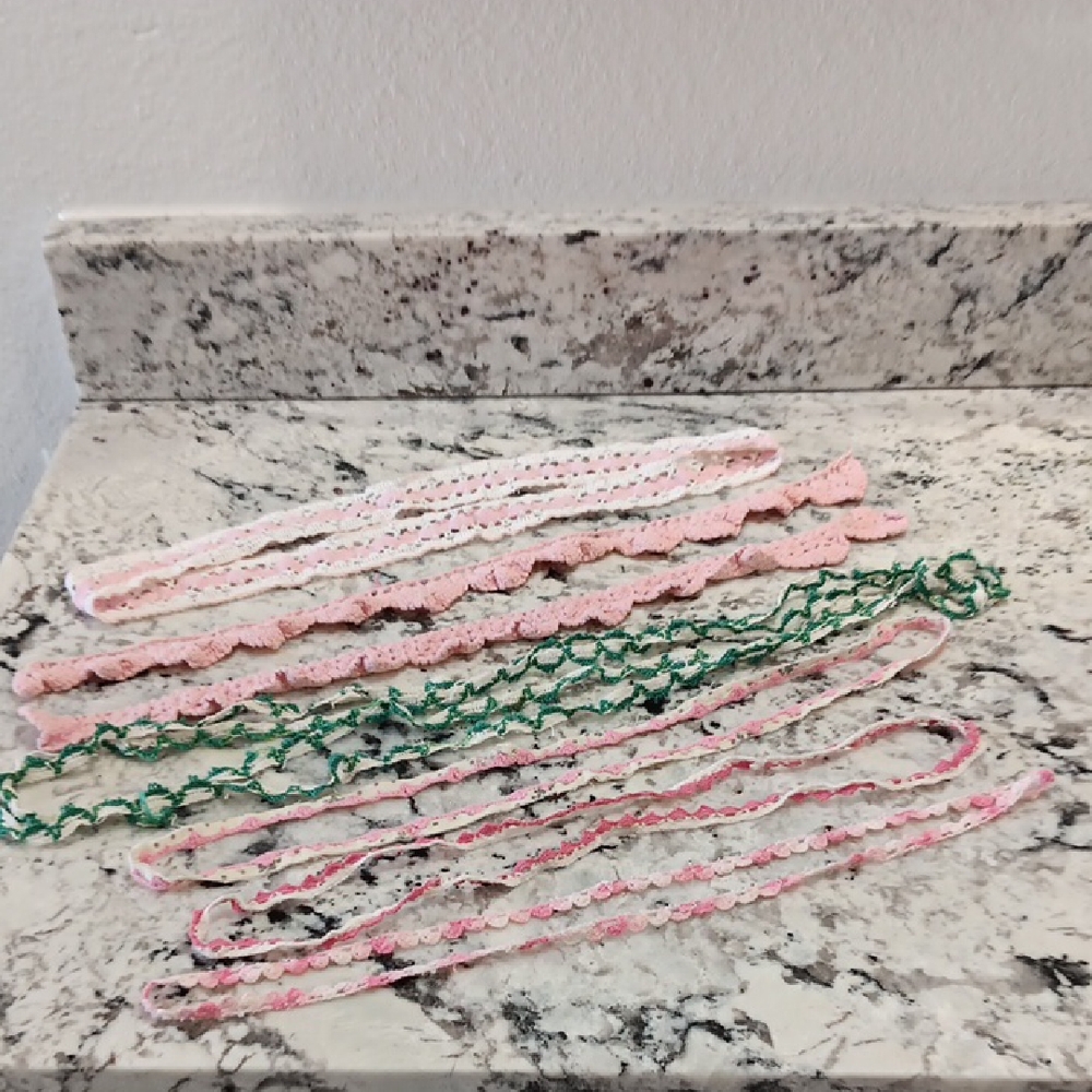 Vintage Tatting And Crochet